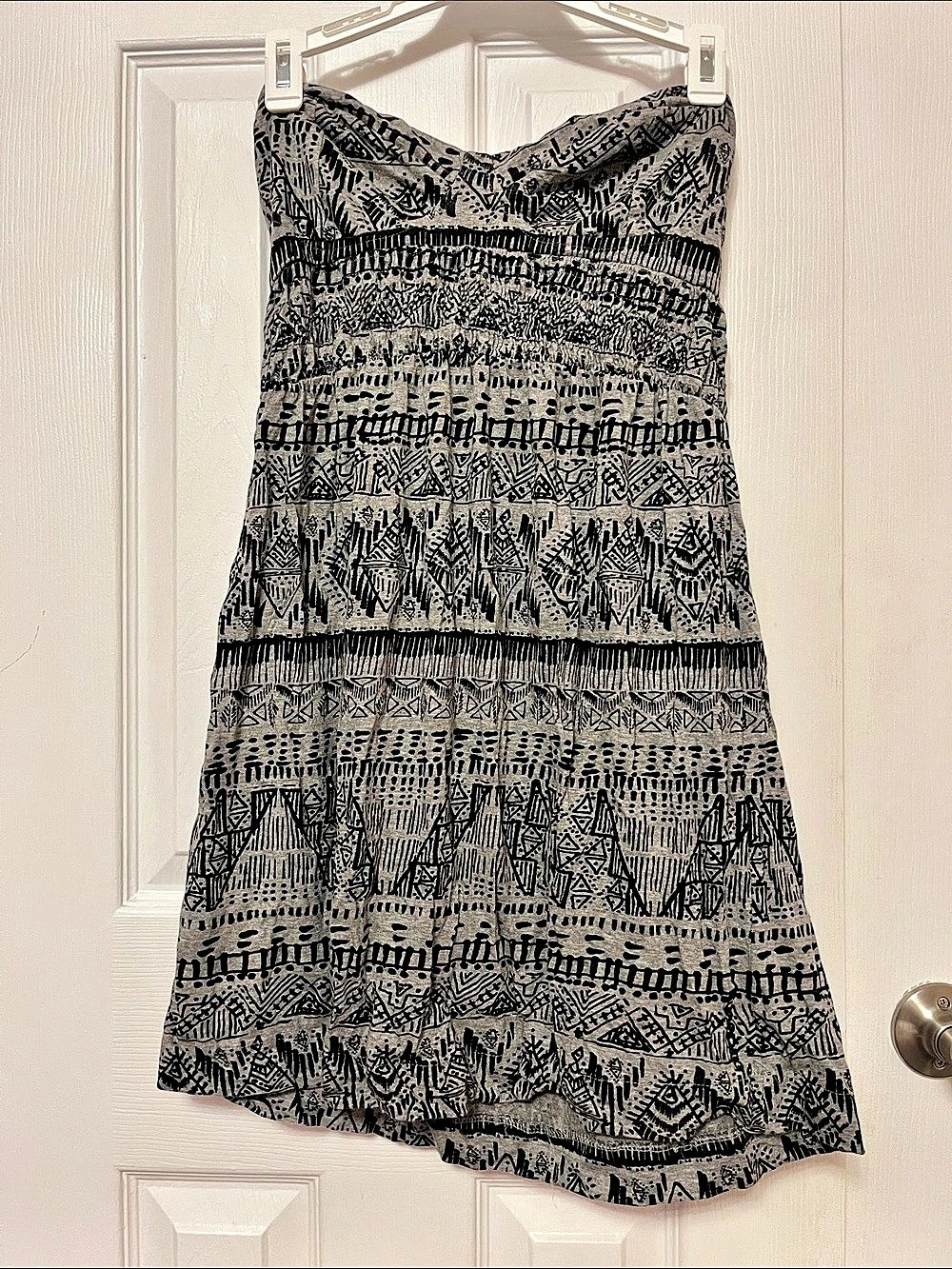 Billabong Geometric Mini Dress in Black & Gray Like New